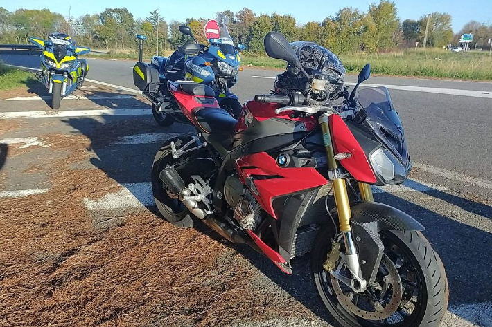 La vitesse de ce bolide est FOLLE! 