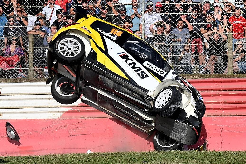 Rallycross de Lohéac. Sébastien Loeb, champion du monde des