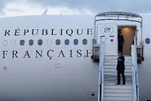 Emmanuel Macron a décollé pour la Nouvelle-Calédonie : que va-t-il faire à Nouméa ?